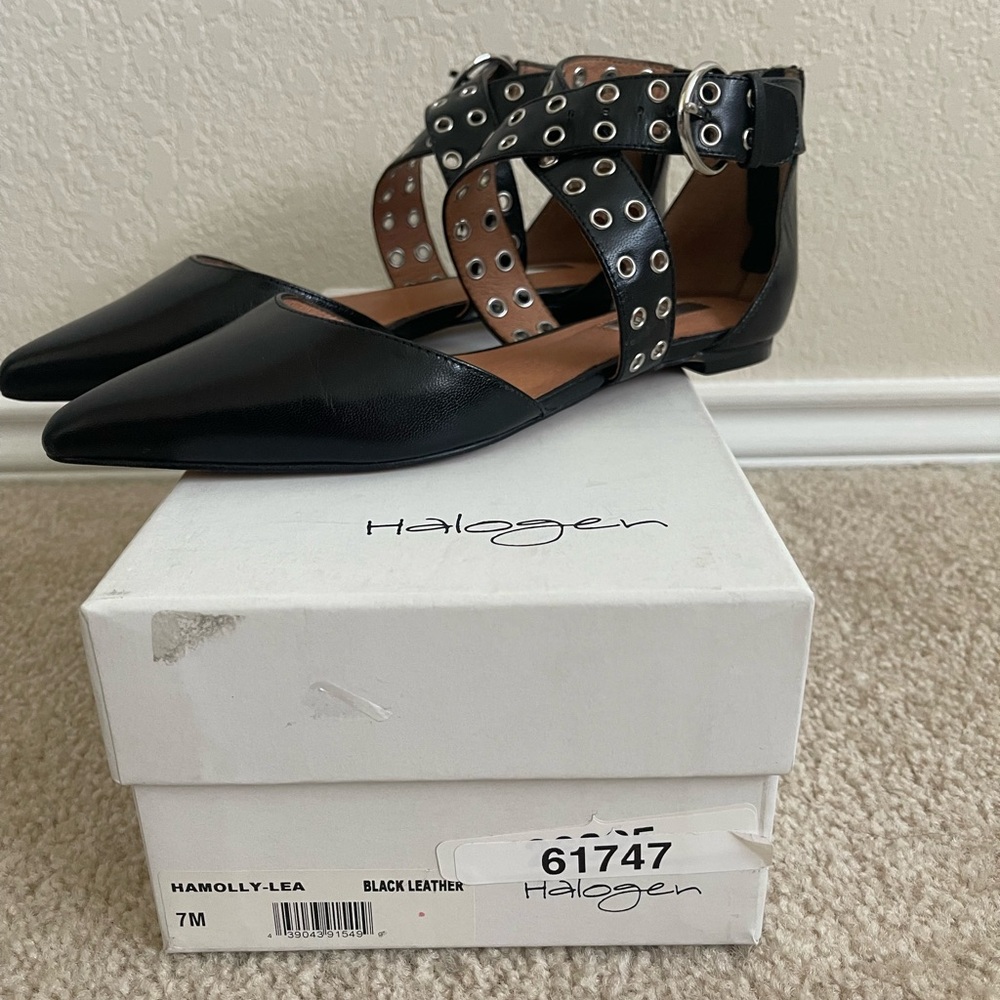 Halogen Black Leather Pointed Flats